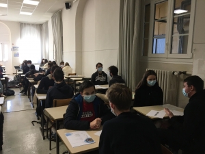 Jeu de r&ocirc;les au lyc&eacute;e